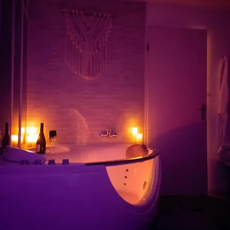 Nuit Romantique Detente Et Toulouse Апартаменты *