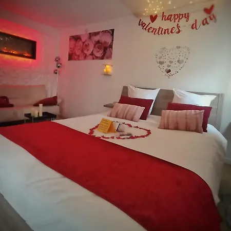 Апартаменты Nuit Romantique Detente Et Toulouse *